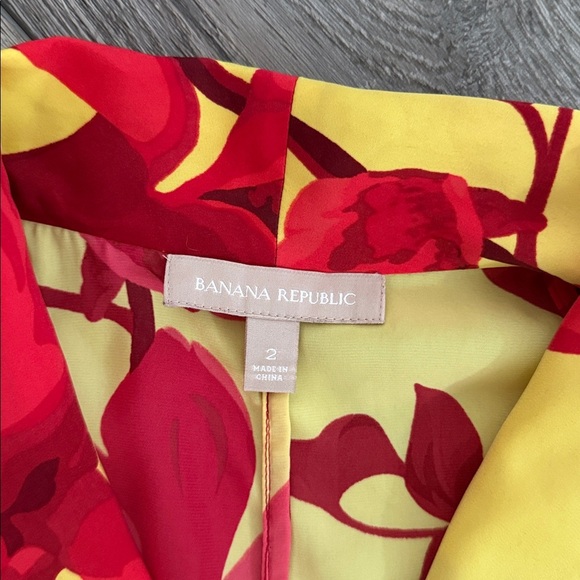 Banana Republic tank blouse size 2 - Picture 3 of 4